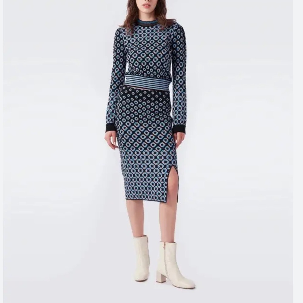Diane Von Furstenberg *SET* Iggy Sweater & Gusta Skirt. Size Large. New w/ Tags.
